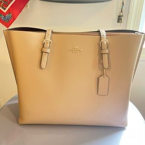 Like new Coach Mollie Tote - Blush/Taupe
